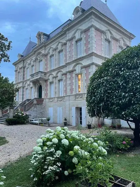 château pour mariage à Vayres